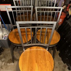 5 Swivel Chairs