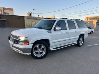 2002 Chevy Suburban LT