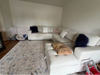 Dylan 6-Seat Storage Sectional with Pullout Bed - Cream