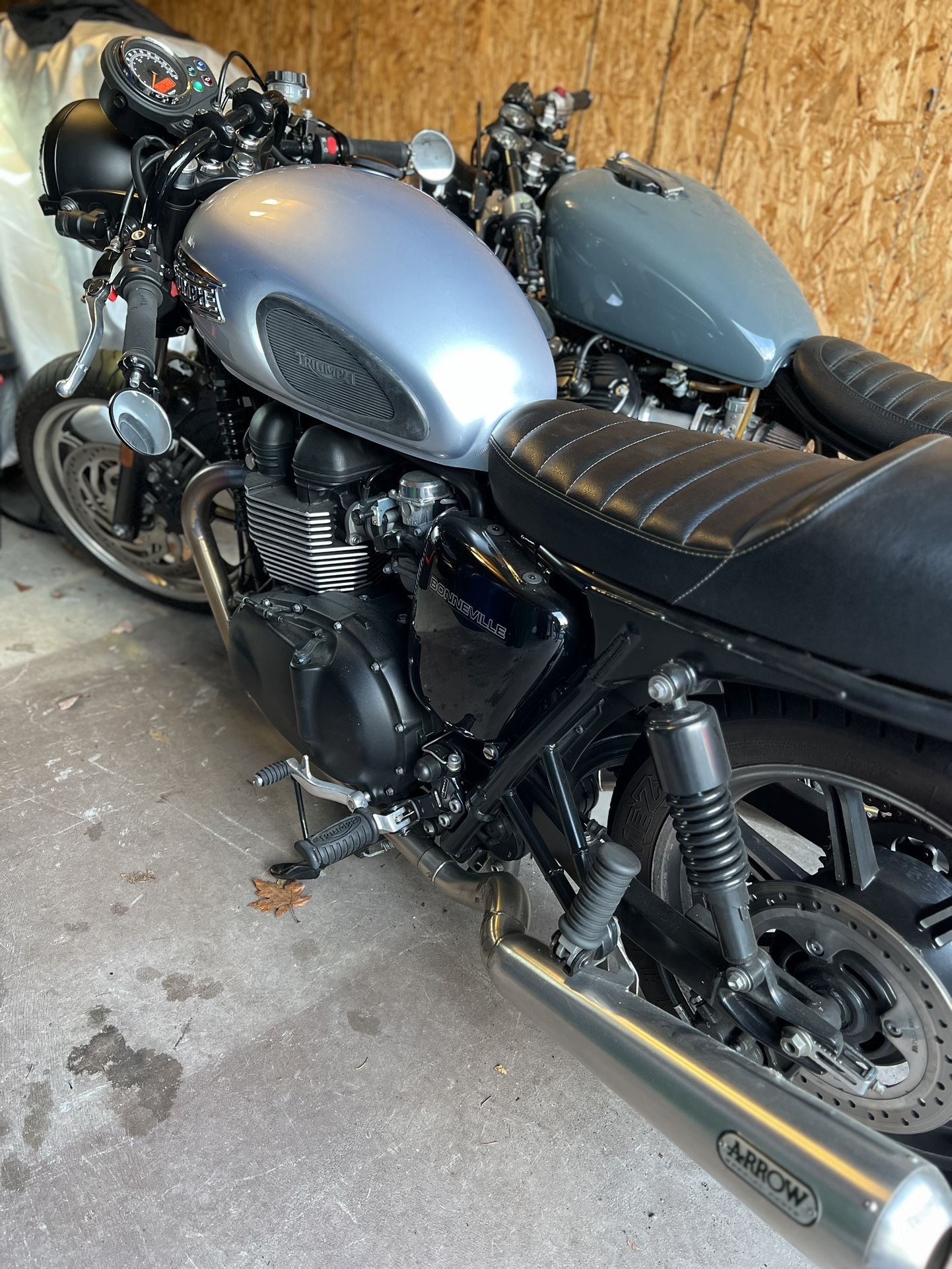 Triumph Bonneville (2014) Cafe