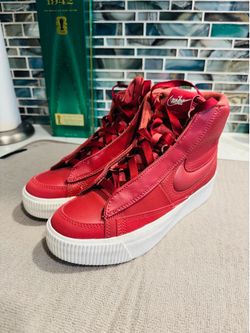 Nike size 6.5 women’s