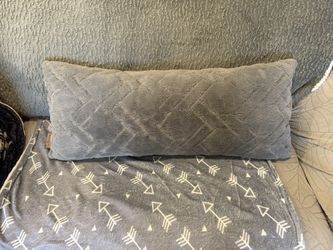 UGG Body Pillow- Koolaburra  $5