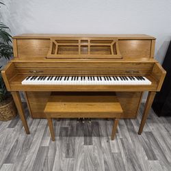 Free Yamaha Piano – Professional Delivery Required – No Pickup