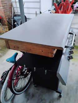 4ft Wide X 2ft Deep Formica Counter Top