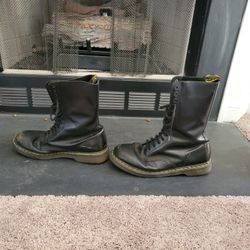 14 Eye Doc Marten Combat Boots Size 14 Used Black Work Dr