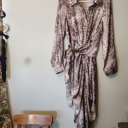 Medium Leopard dress