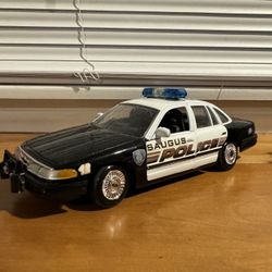 Saugus Police MA Ford Crown Victoria Police Interceptor 1:24 Custom Diecast Replica Police Car $50 
