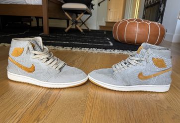 Jordan 1 Flyknit (Wheat Swoosh, Gum Sole) Size: 11
