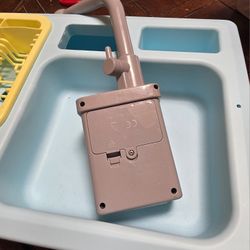 Kitchen Sink Toy
