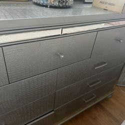 Allura Silver Panel Bedroom Set