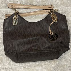 Micheal Kors bag