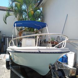 Bote Mako 17 '/Mako Boat 17'