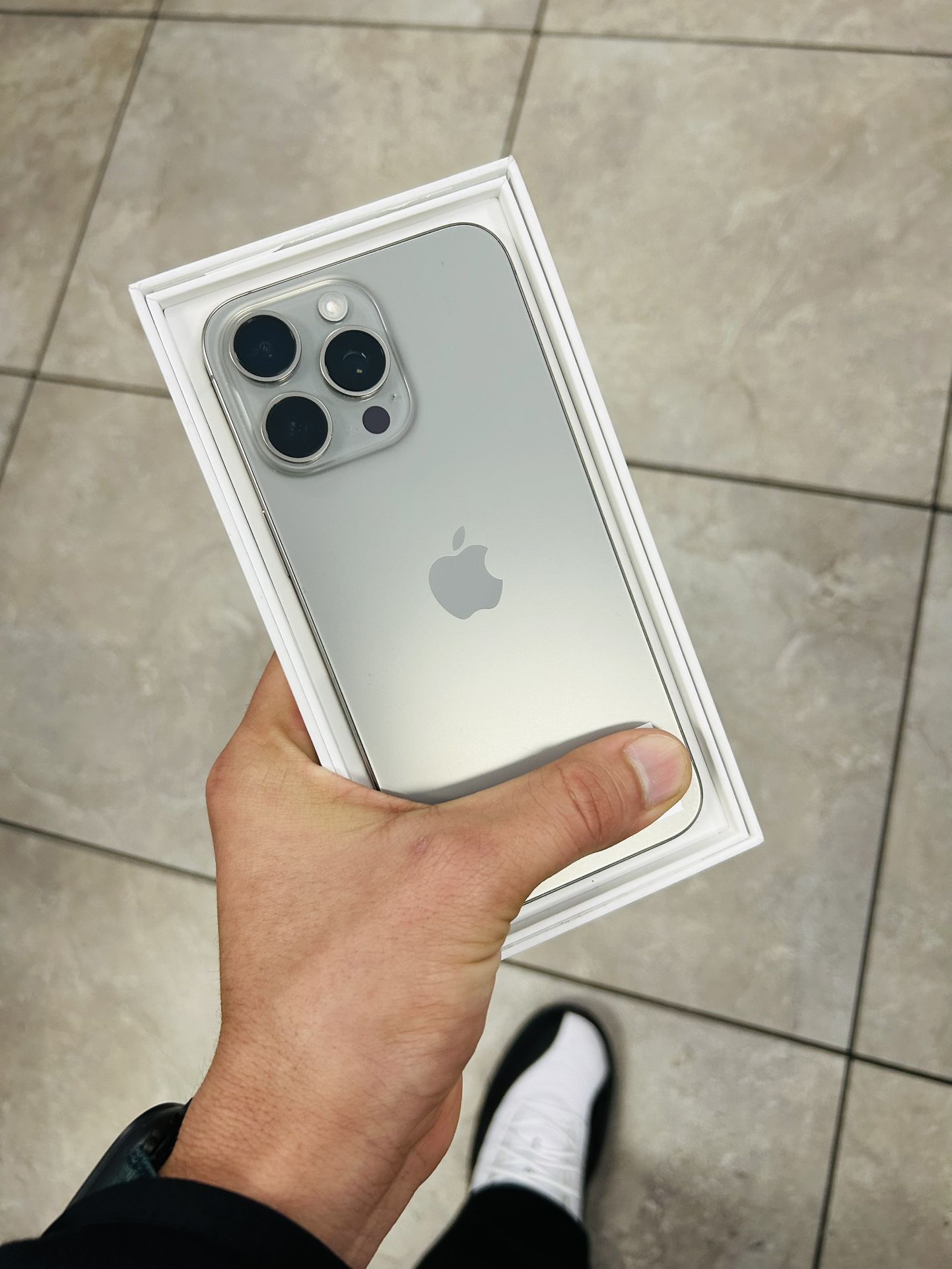 iPhone 15 Pro Max Unlocked 256GB