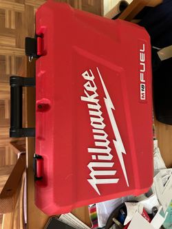 Milwaukee box
