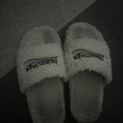 balenciaga slides