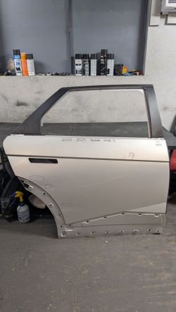2022-2023-2024-2025 HYUNDAI IONIQ 5 REAR RIGHT DOOR OEM USED #11043
