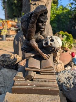 Charles Darwin ( The Thinker ) Ape Statue