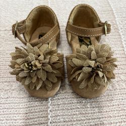 Brown Leather Baby Girl Sandal With Flower Detail 