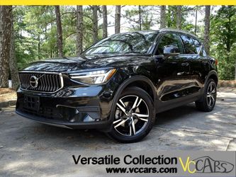 2025 Volvo XC40