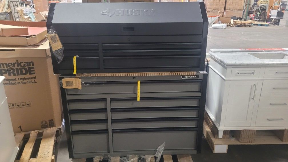 Heavy-Duty 52" 9-Drawer Matte Gray Rolling Tool Cabinet and Top Chest Combo - T