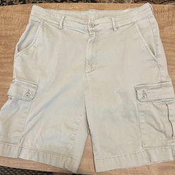 st johns bay men’s cargo shorts size 34