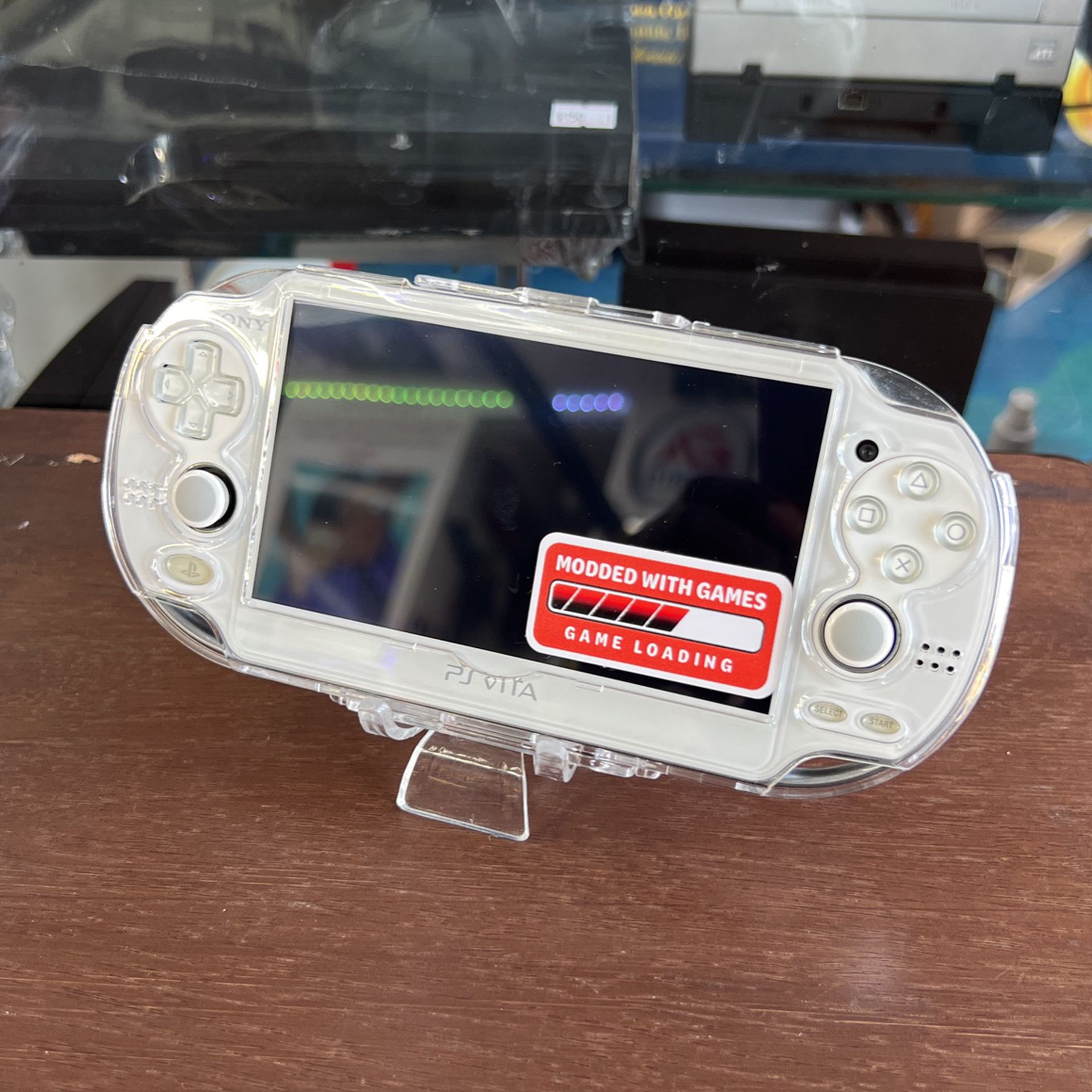PS Vita - White Modded w/Games *TRADE IN YOUR GAMES OR CARDS FOR CREDIT*