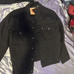Levi’s Men’s Regular Fit Stretch Denim Trucker Jacket