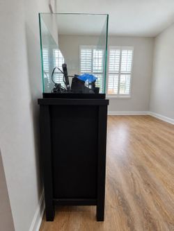 10 gallon fish tank with stand