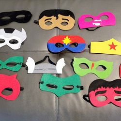 Superhero Masks Party Favors for Kid (18 Packs) Felt and Elastic - Superheroes Birthday Party Masks with 18 Different Types for Children
 Or Adults 