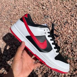 Sz 10.5 Chicago Dunk $40 FIRM NO TRADES