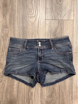 Hollister low rise jean shorts