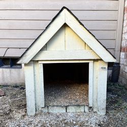 Free Dog House