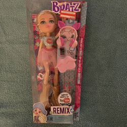 2015 Bratz Remix Cloe 10" Doll NWT Hard To Find. 