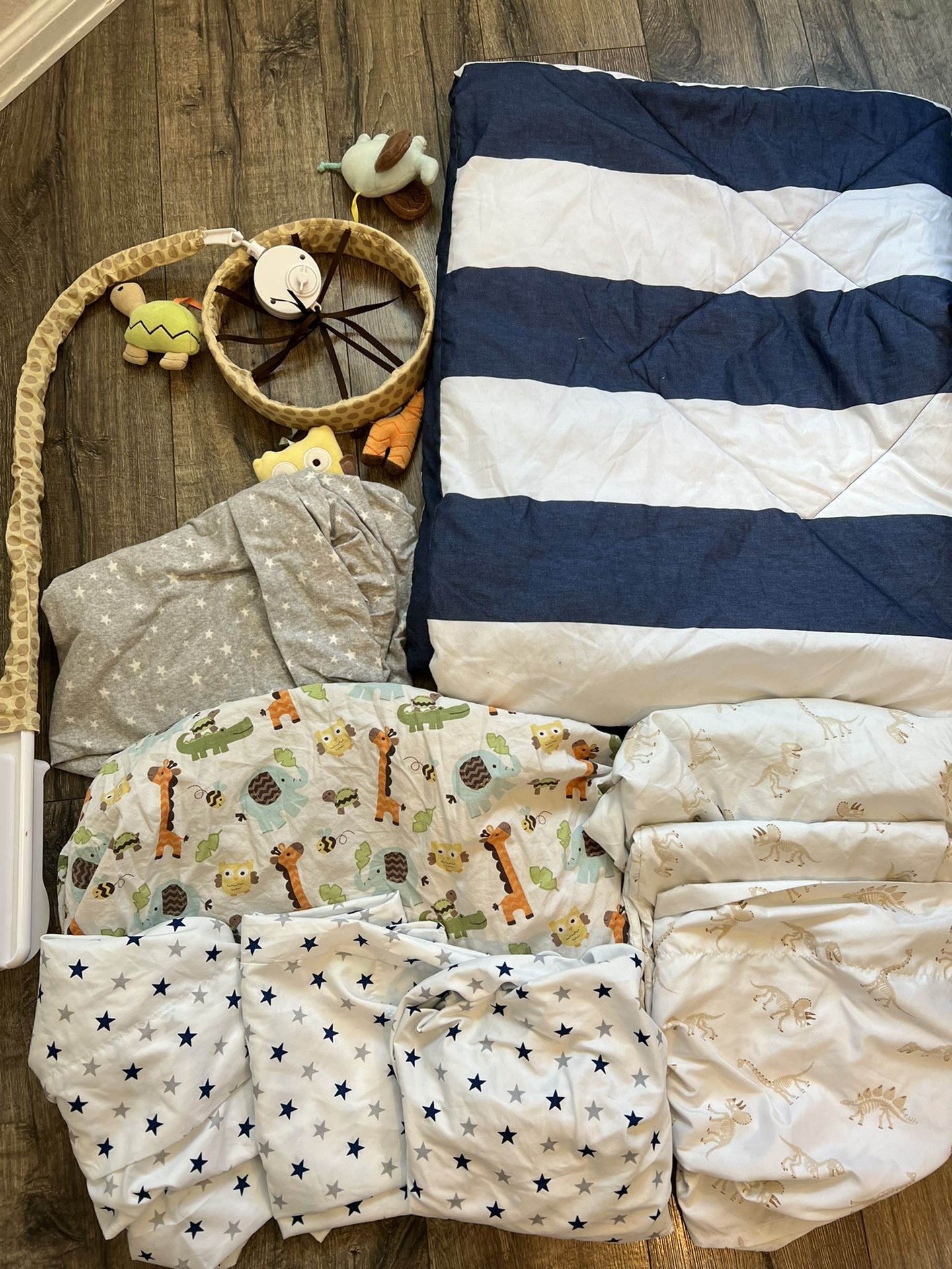 Baby Crib Bedding/ Toddler Bed Bedding 