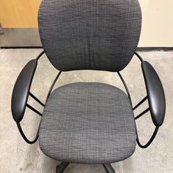 Sillas Usadas de Oficinas Steelcase Uno Swivel Chair