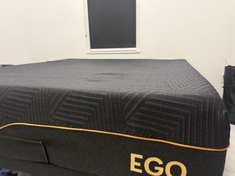 King size mattress and adjustable bed base