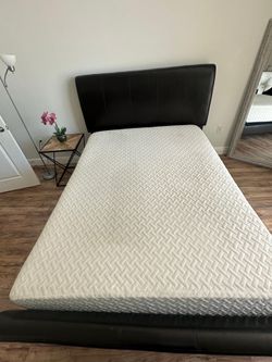 QUEEN MATRESS+ FRAME