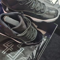 Nike Jordan, 11 spacejam size.11