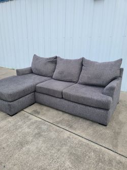 Broyhill Grey Fabric Sectional Sofa with Chaise 96"x 65" - Can Deliver