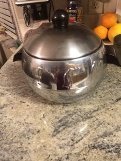 Stainless Steele Panguin  Ice And Hot Pot