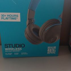 Wireless Bluetooth Headphones 