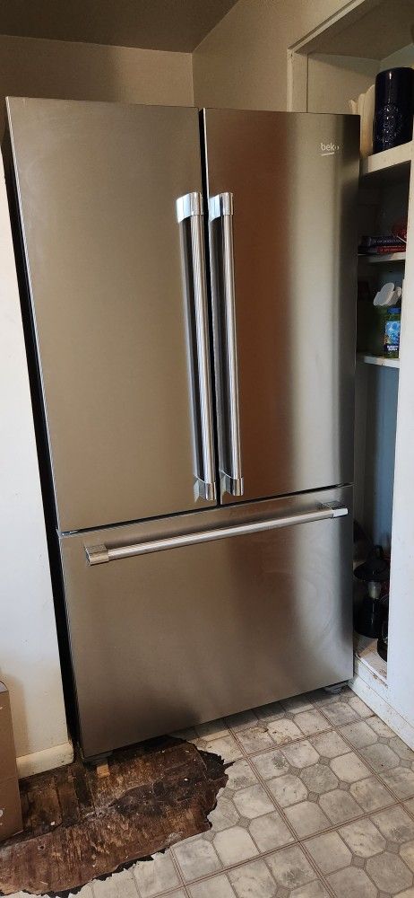 BEKO 3 DOOR REFRIDGERATOR