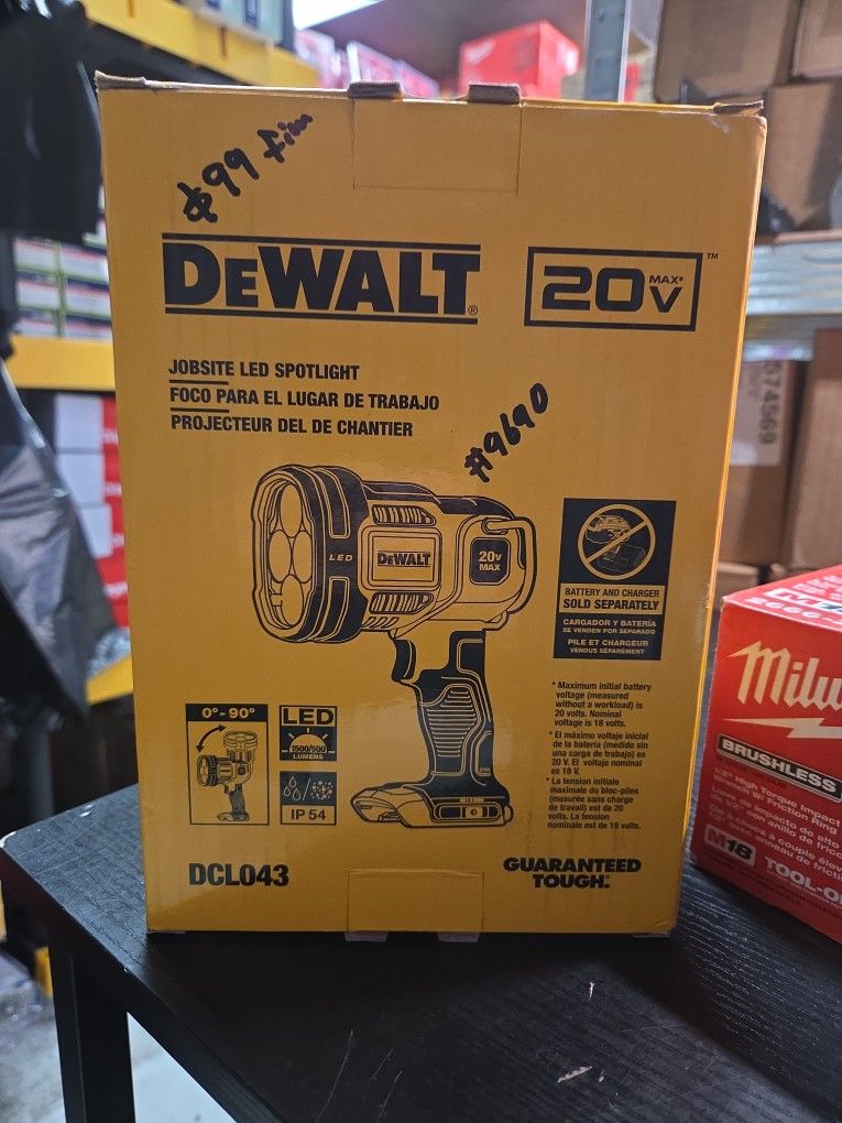 Dewalt Jobsite Led Spotligjt