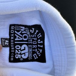 Moya Jiu Jitsu Gi Size A2