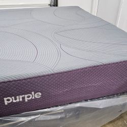 LIKE NEW! Purple Restore Plus Queen Mattress - Delivery Available
