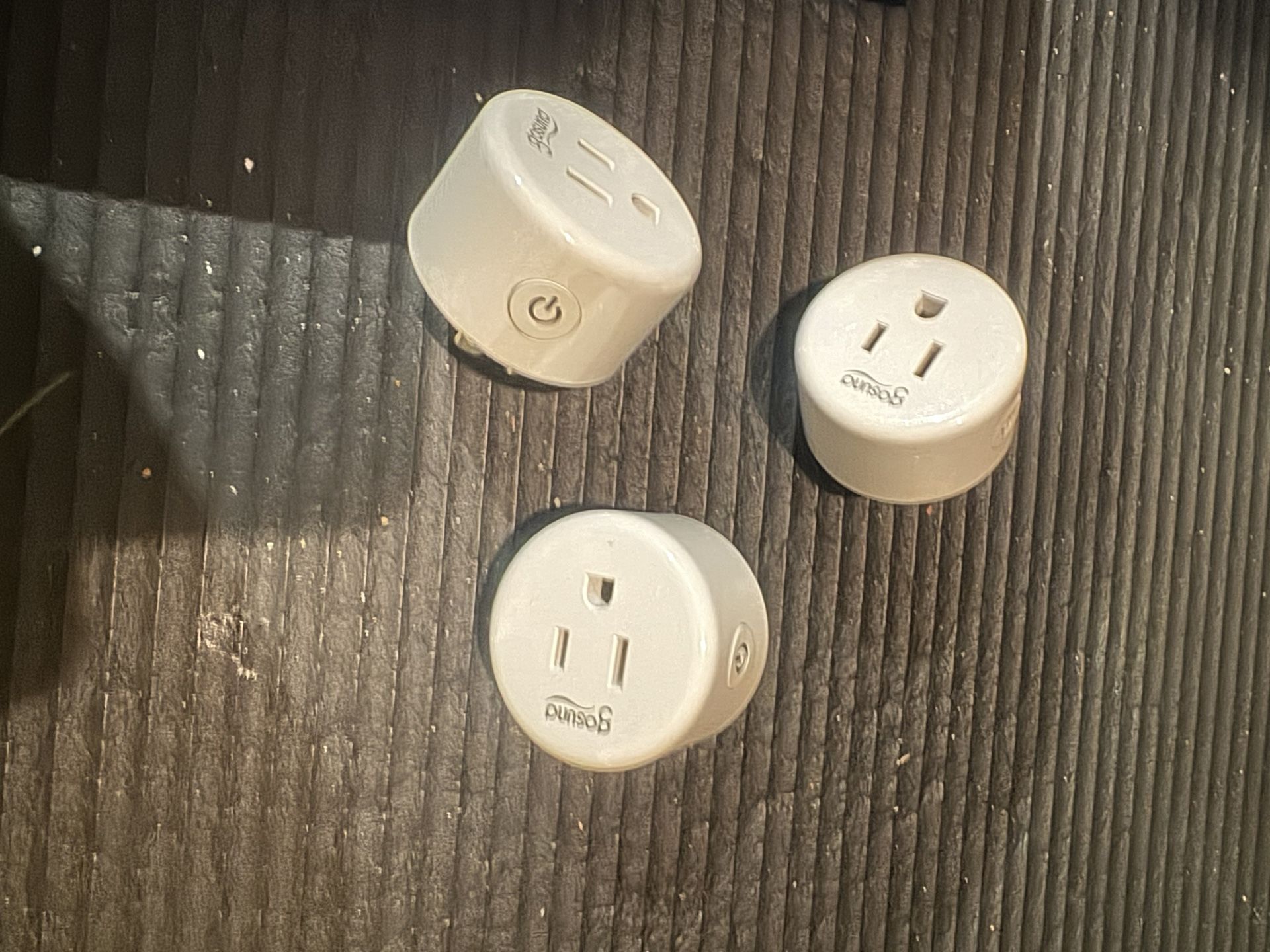 3x Wi-Fi smart plug compatible with Alexa and google home