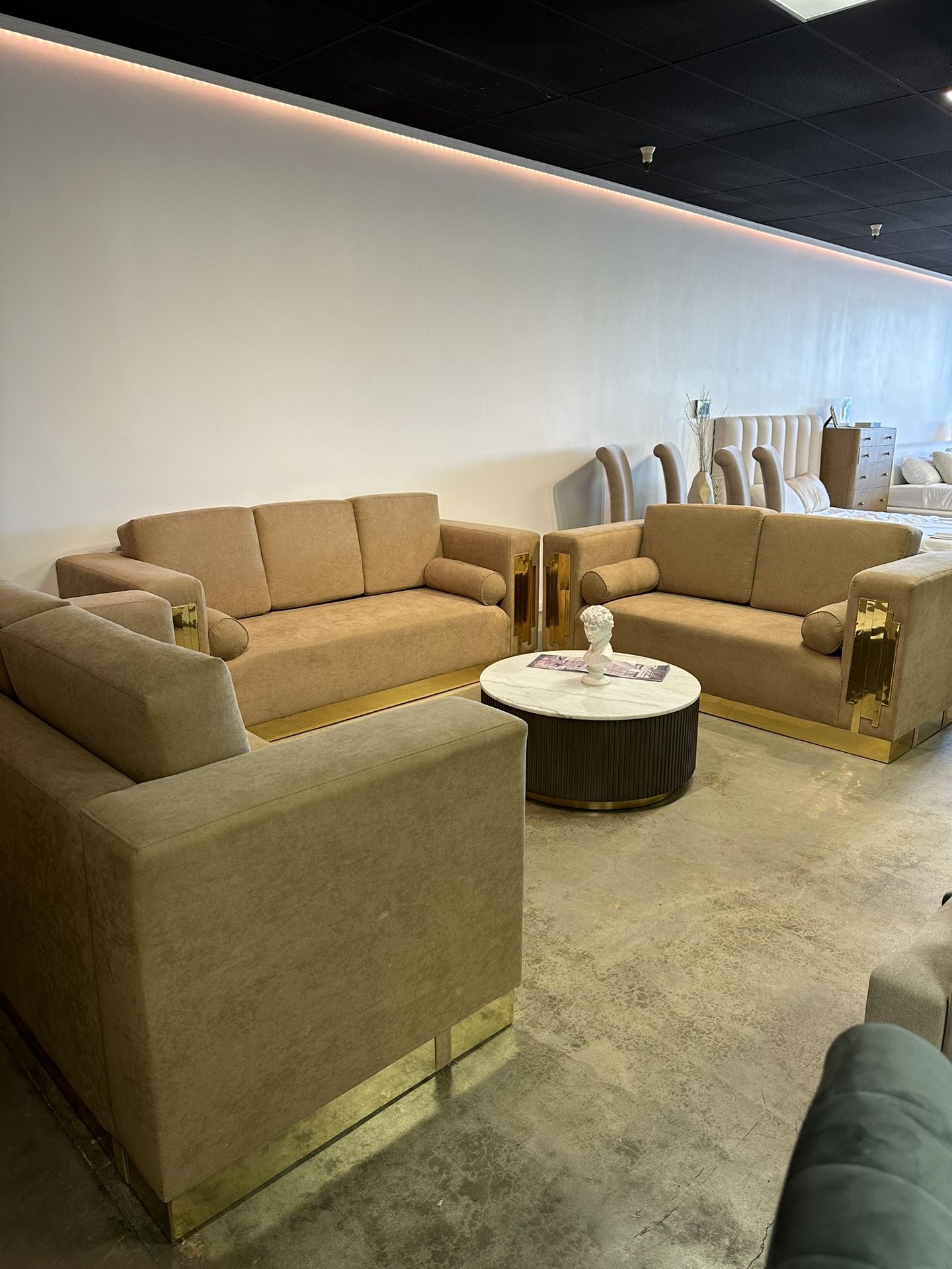 Modern Luxury Designer Sofa Couch Set for High End Living Room