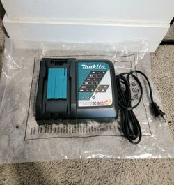 Makita Fast Charger 18v