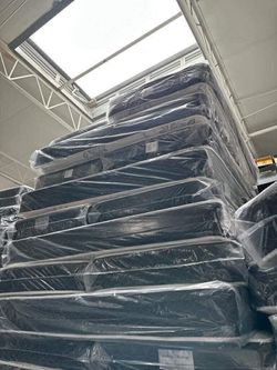 Deluxe brand twin size sales