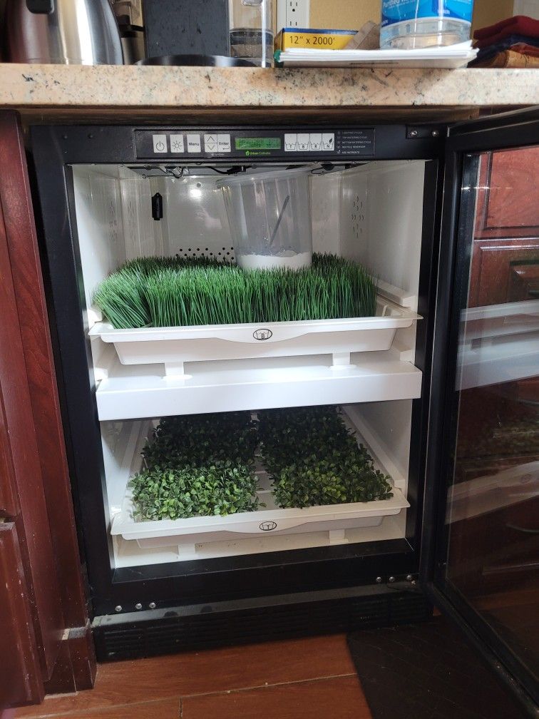 Urban Cultivator Residential Edition